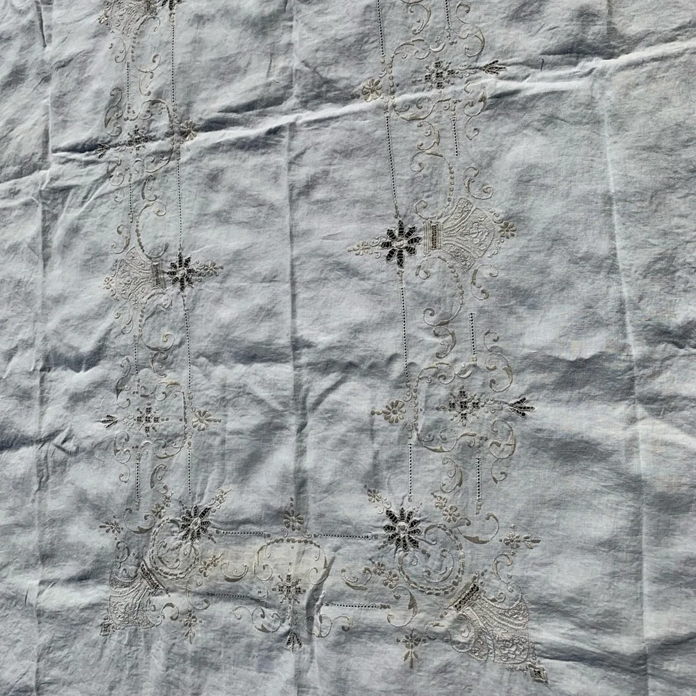 Table cloth